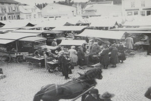 Bilde av Hektisk Torghandel på 1930 tallet